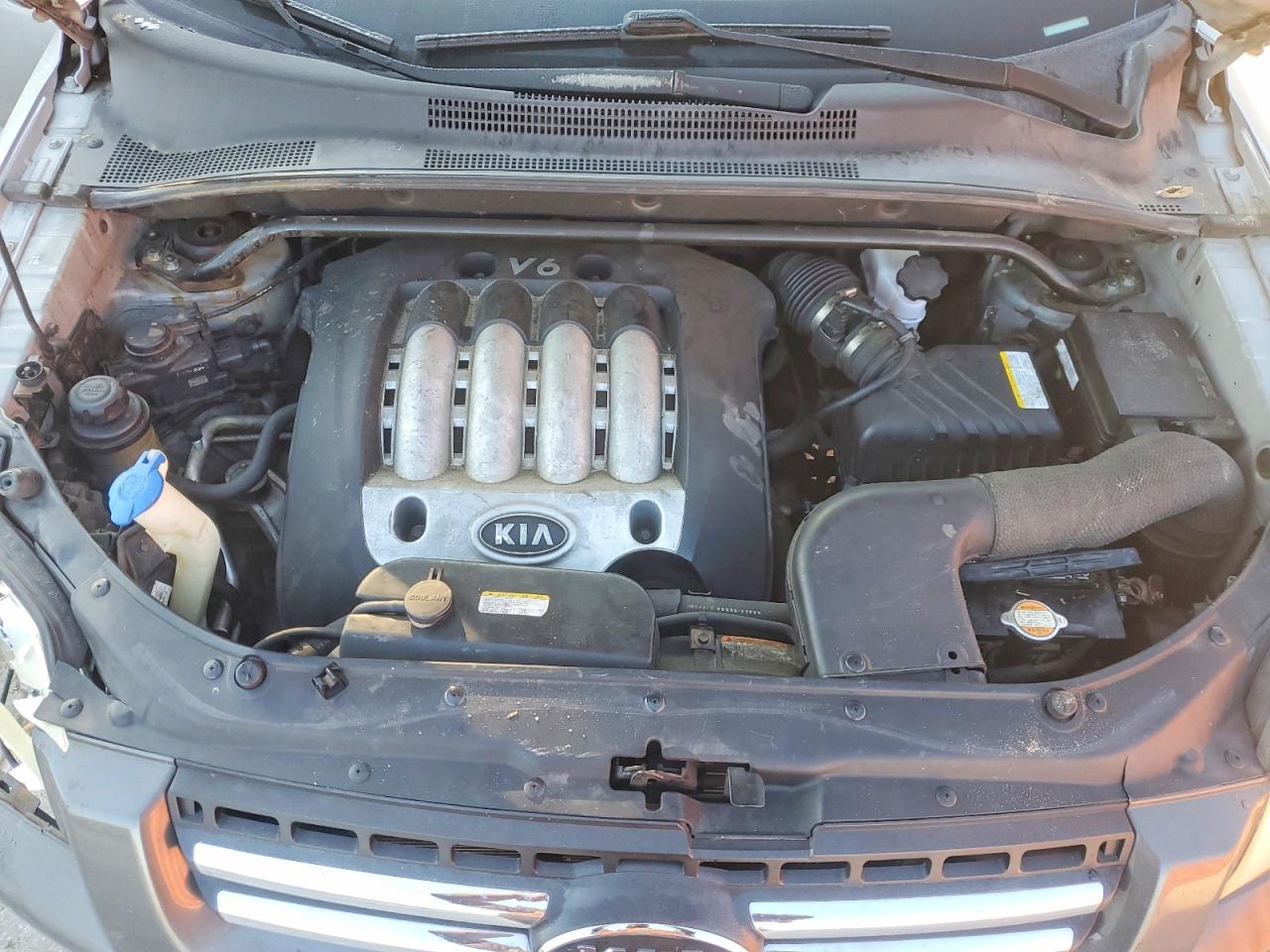 2006 Kia New Sportage Gray vin: KNDJE723367226488