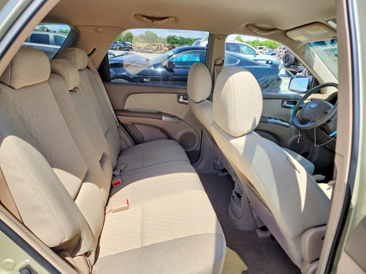 2007 Kia Sportage Lx Beige vin: KNDJE723377440057