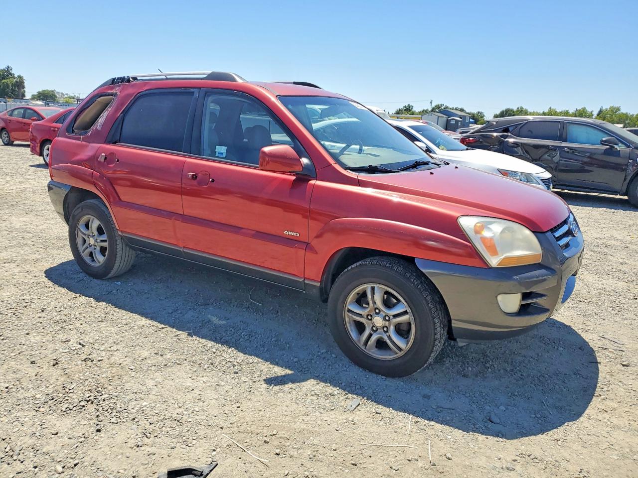 2005 Kia Sportage Lx Red vin: KNDJE723457107833