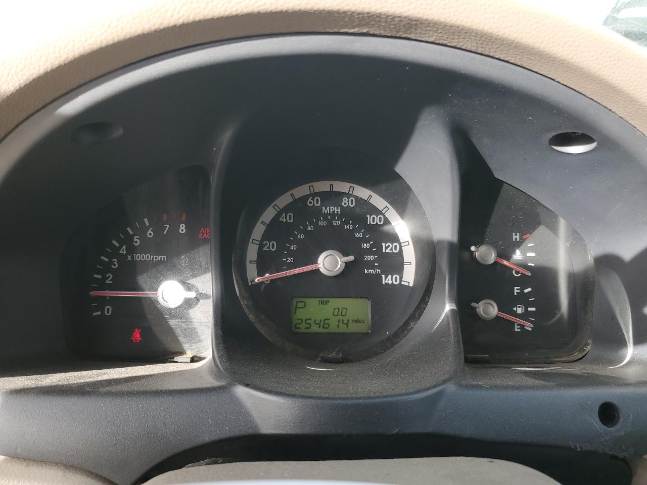 2006 Kia New Sportage Белый vin: KNDJE723467249486