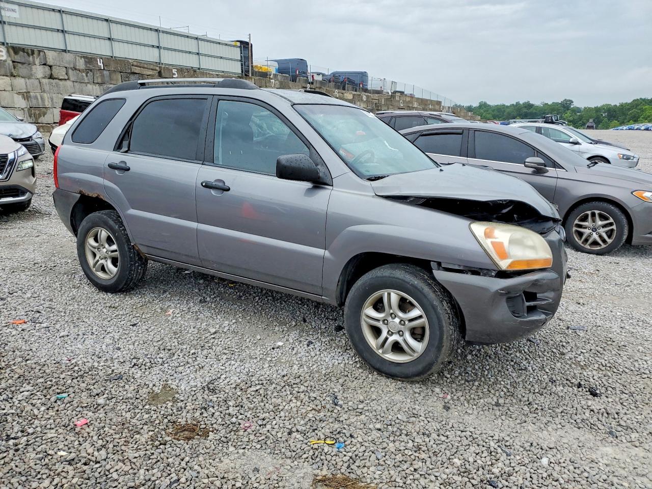 2008 Kia Sportage Lx Silver vin: KNDJE723487538502