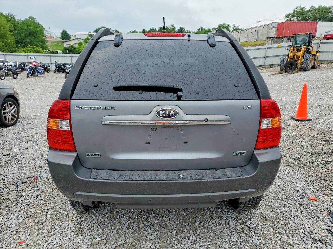 2008 Kia Sportage Lx Silver vin: KNDJE723487538502