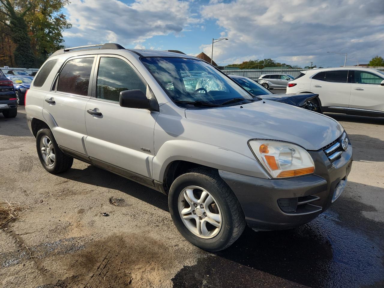2005 Kia New Sportage Silver vin: KNDJE723657106957