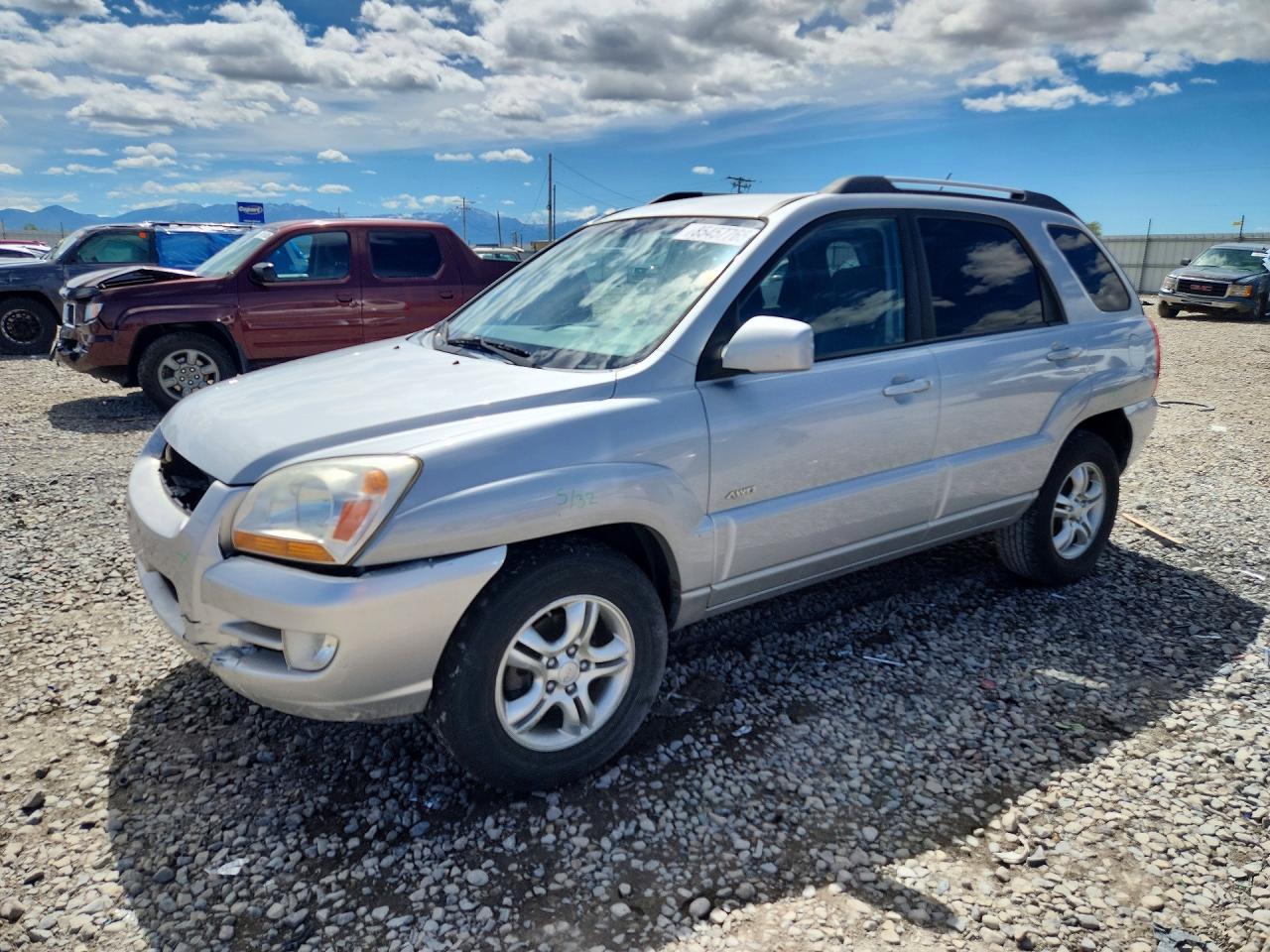 2007 Kia Sportage Lx Silver vin: KNDJE723677309303
