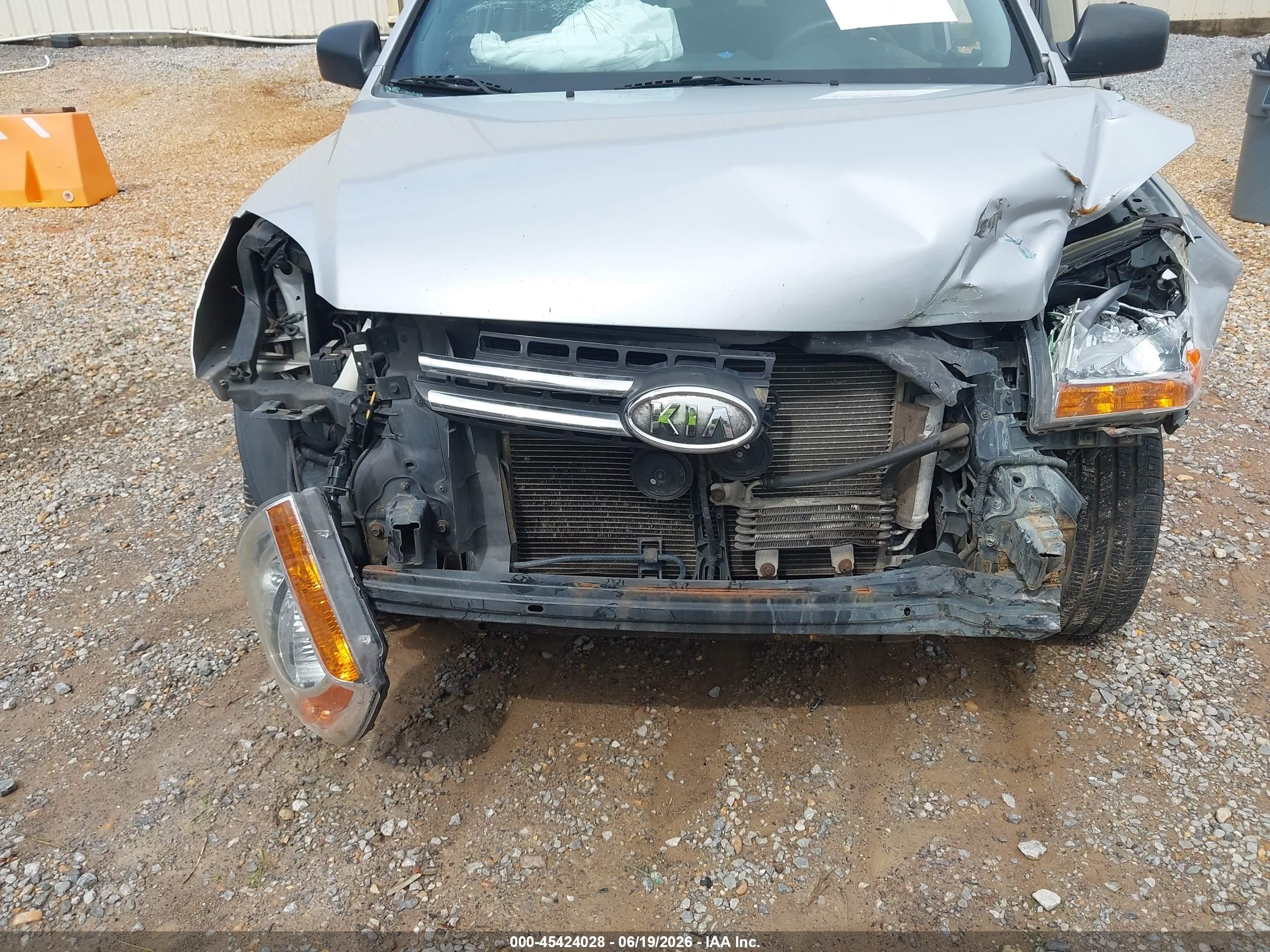 2007 Kia Sportage Lx V6 Серебряный vin: KNDJE723677357397