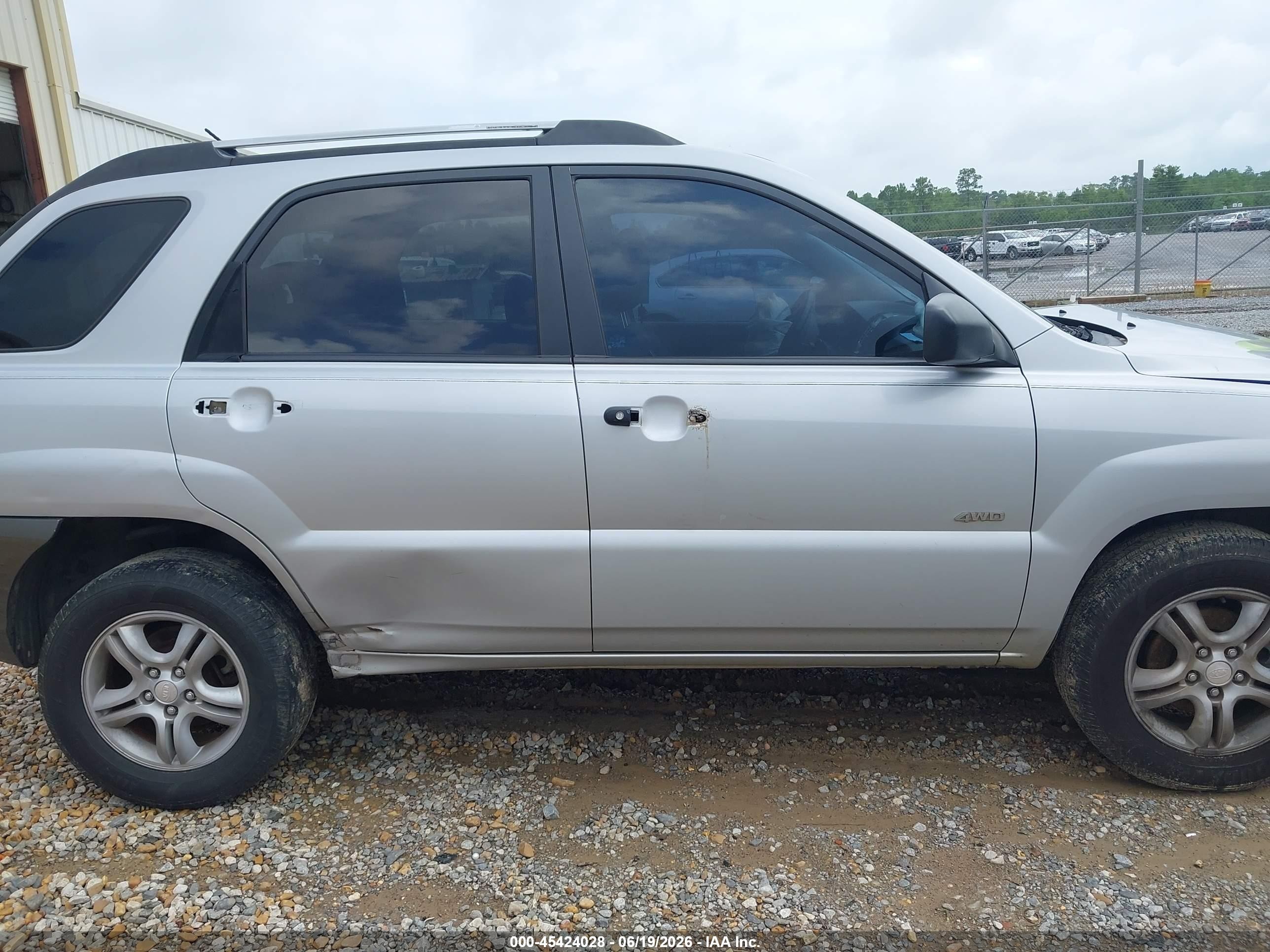 2007 Kia Sportage Lx V6 Серебряный vin: KNDJE723677357397