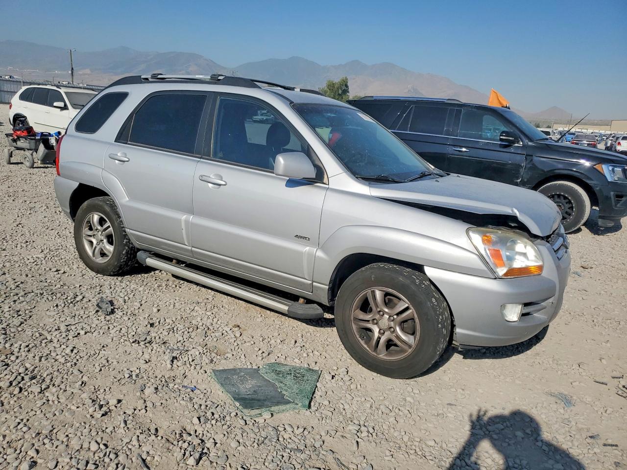 2007 Kia Sportage Lx Silver vin: KNDJE723677362910