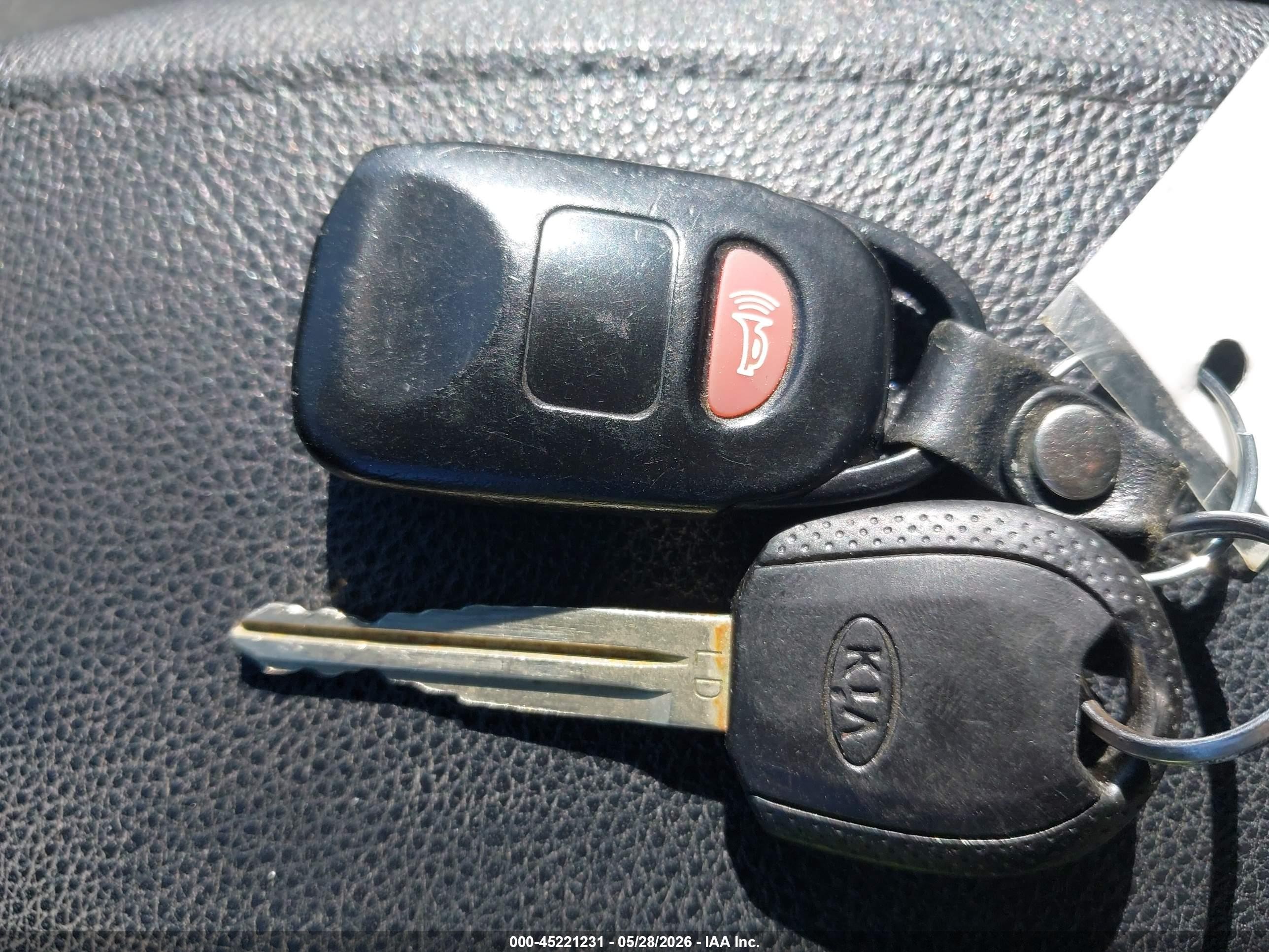2007 Kia Sportage Ex V6 Blue vin: KNDJE723677371820