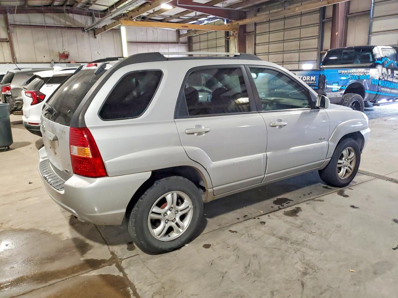 2005 Kia Sportage Lx Серебряный vin: KNDJE723957073243