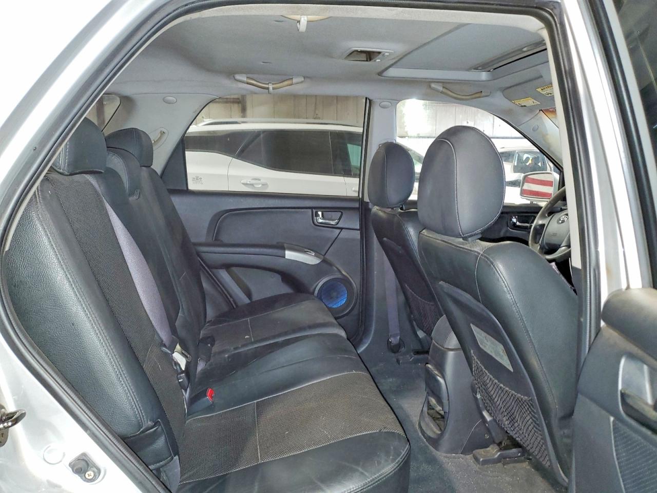 2005 Kia Sportage Lx Серебряный vin: KNDJE723957073243