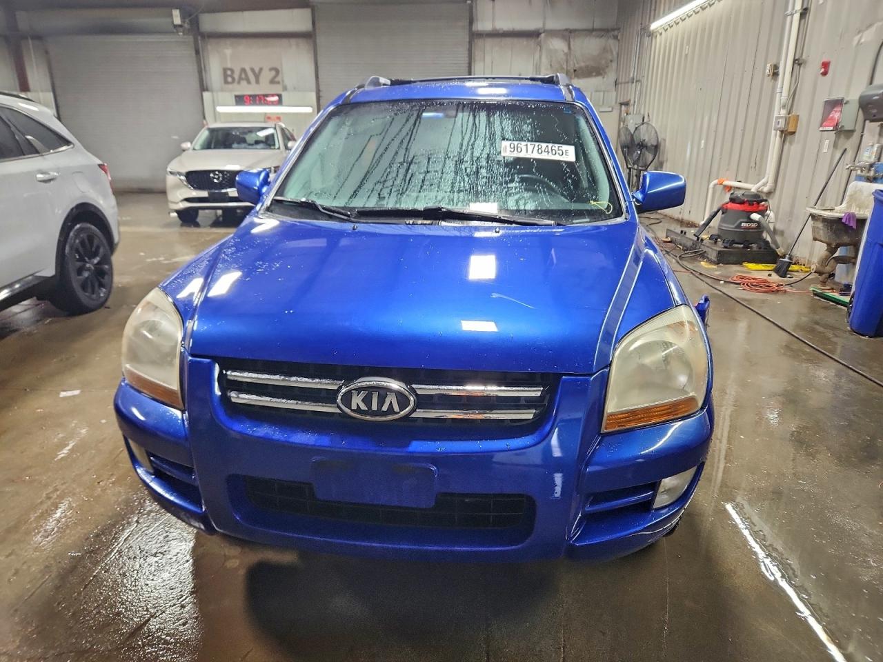 2006 Kia New Sportage Blue vin: KNDJE723967171853