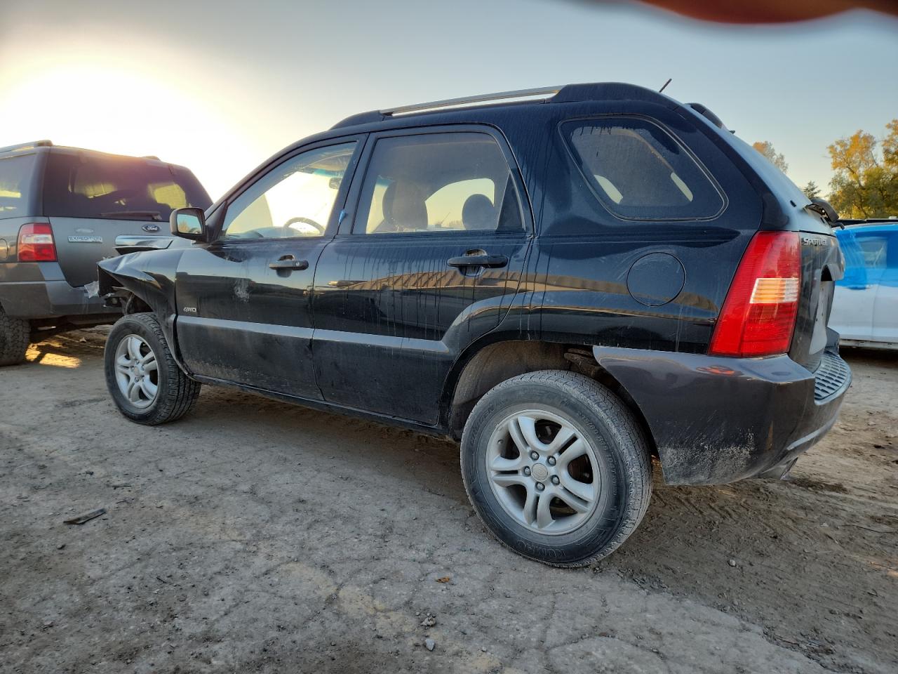 2006 Kia New Sportage Blue vin: KNDJE723967195683