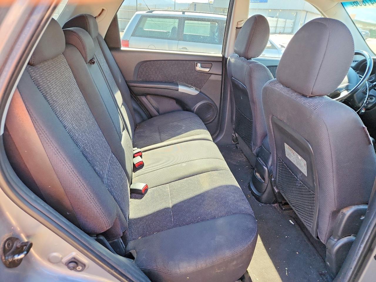 2007 Kia Sportage Lx Silver vin: KNDJE723977312311
