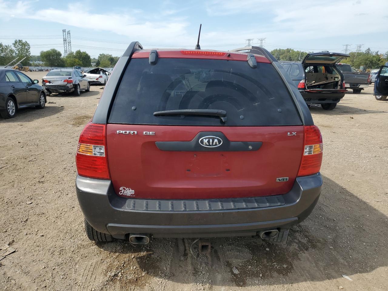 2005 Kia New Sportage Red vin: KNDJE723X57096448