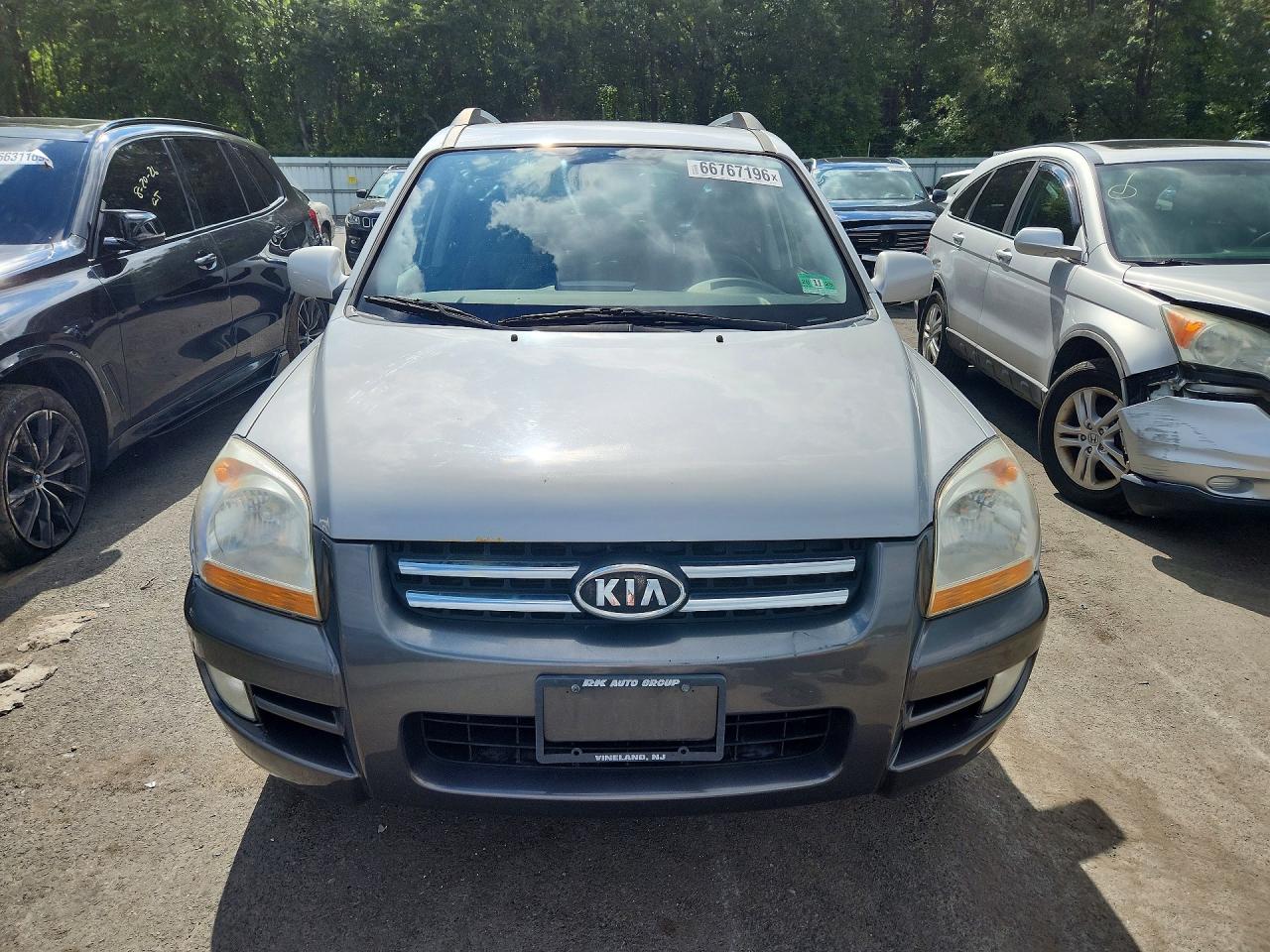 2008 Kia Sportage Lx Silver vin: KNDJE723X87529755