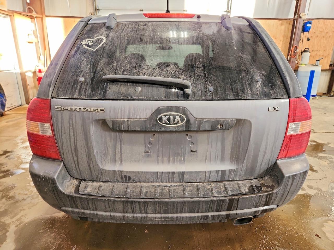 2005 Kia New Sportage Gray vin: KNDJF722857082598