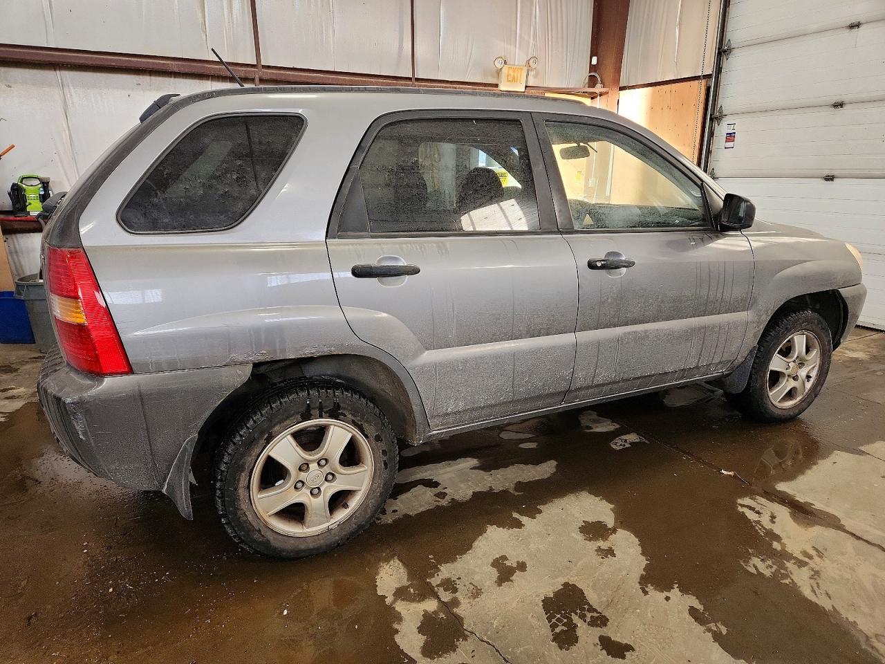 2005 Kia New Sportage Gray vin: KNDJF722857082598