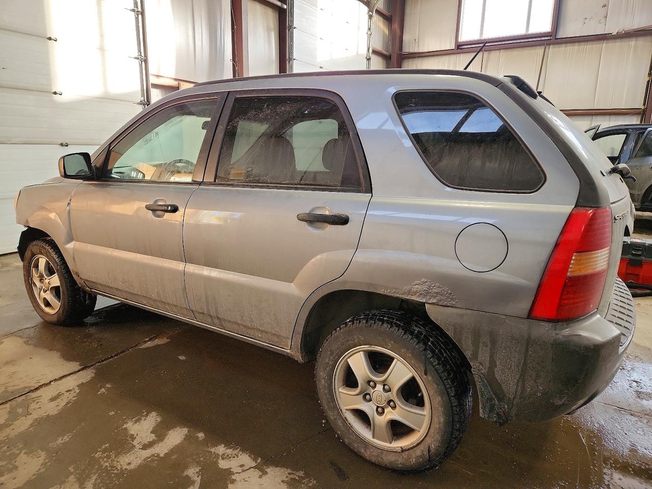 2005 Kia New Sportage Gray vin: KNDJF722857082598