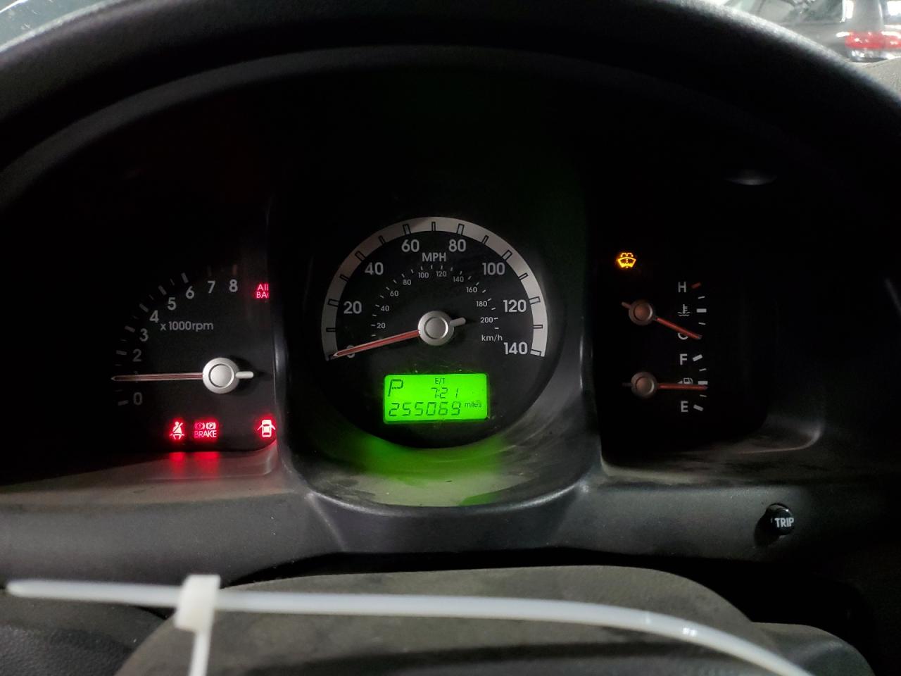 2005 Kia New Sportage Green vin: KNDJF723057124738