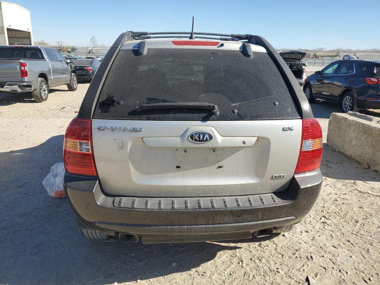 2006 Kia New Sportage Silver vin: KNDJF723067287133
