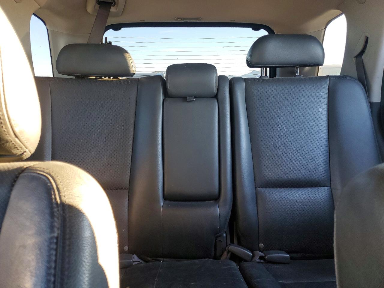 2005 Kia New Sportage Black vin: KNDJF723157043425