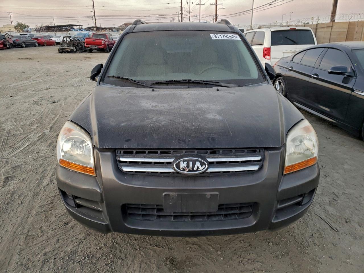 2006 Kia New Sportage Black vin: KNDJF723167221495