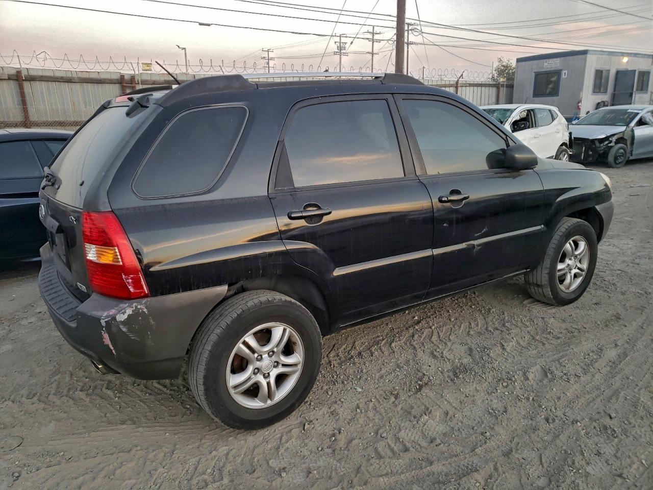 2006 Kia New Sportage Black vin: KNDJF723167221495