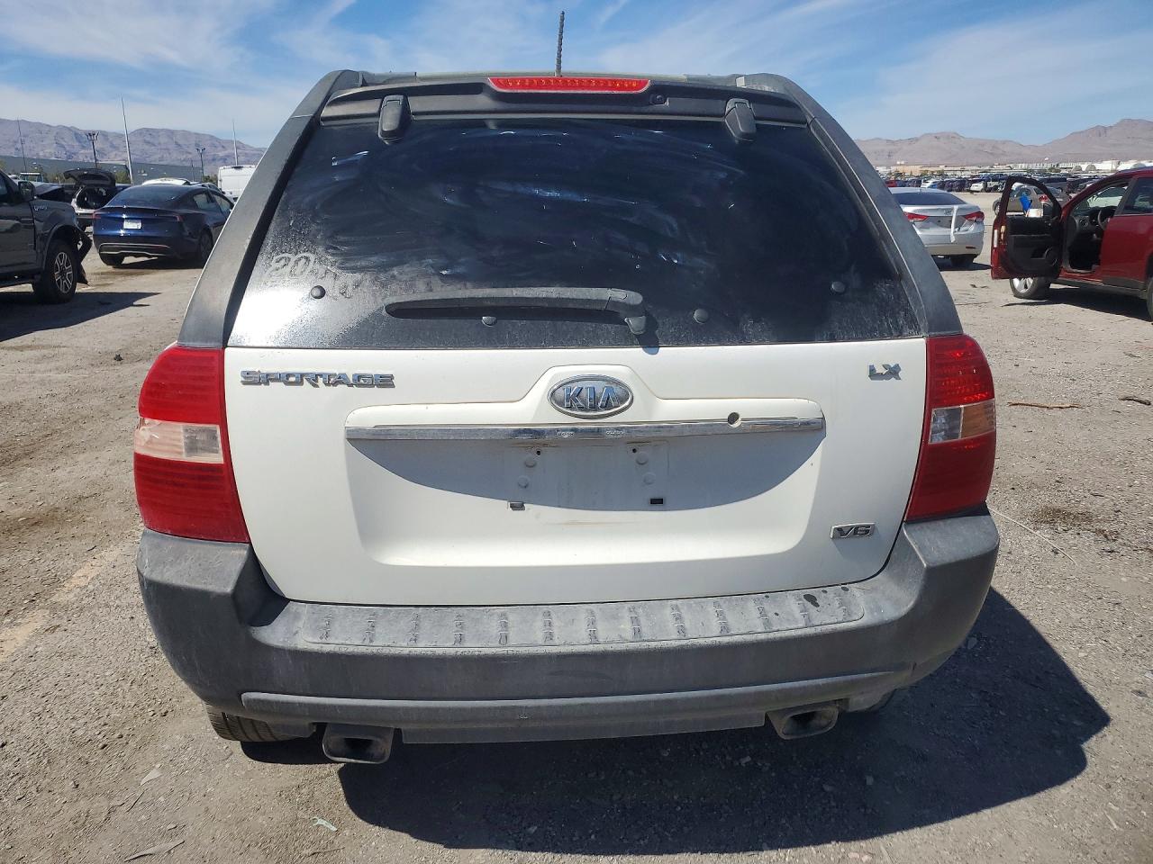 2007 Kia Sportage Lx White vin: KNDJF723177395486