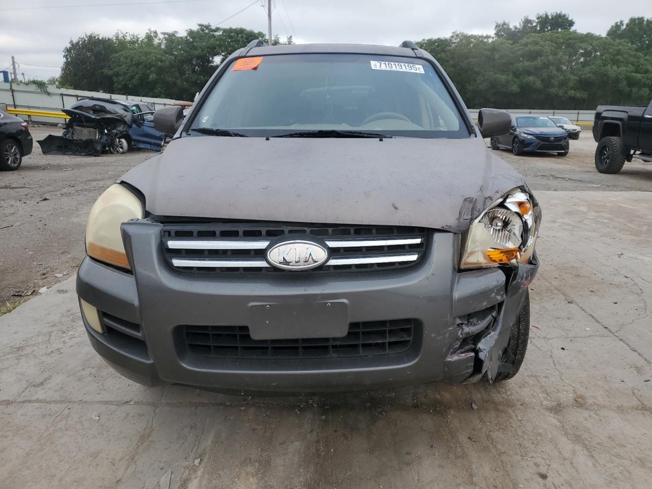 2006 Kia New Sportage Gray vin: KNDJF723267188717
