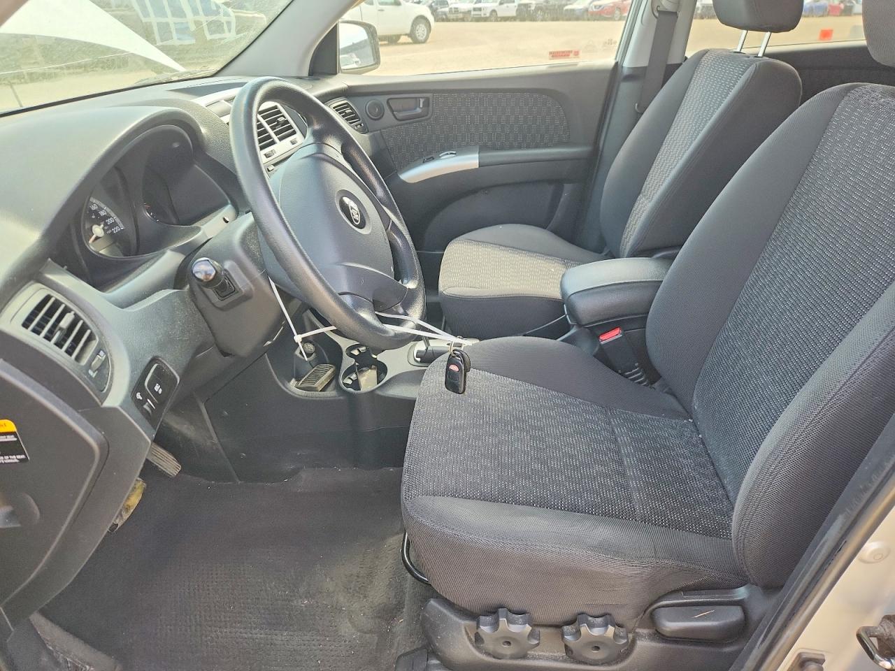 2006 Kia Sportage Lx Silver vin: KNDJF723267222316