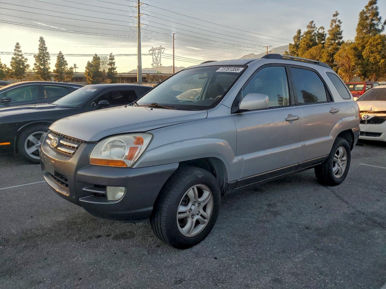 2005 Kia New Sportage Silver vin: KNDJF723357104077