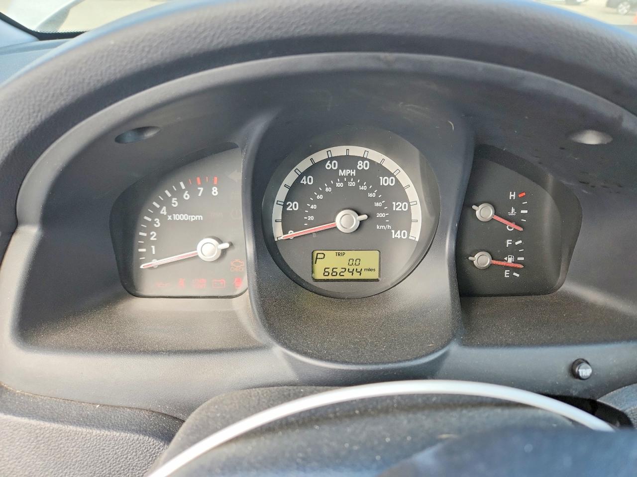 2005 Kia New Sportage Серый vin: KNDJF723357104077