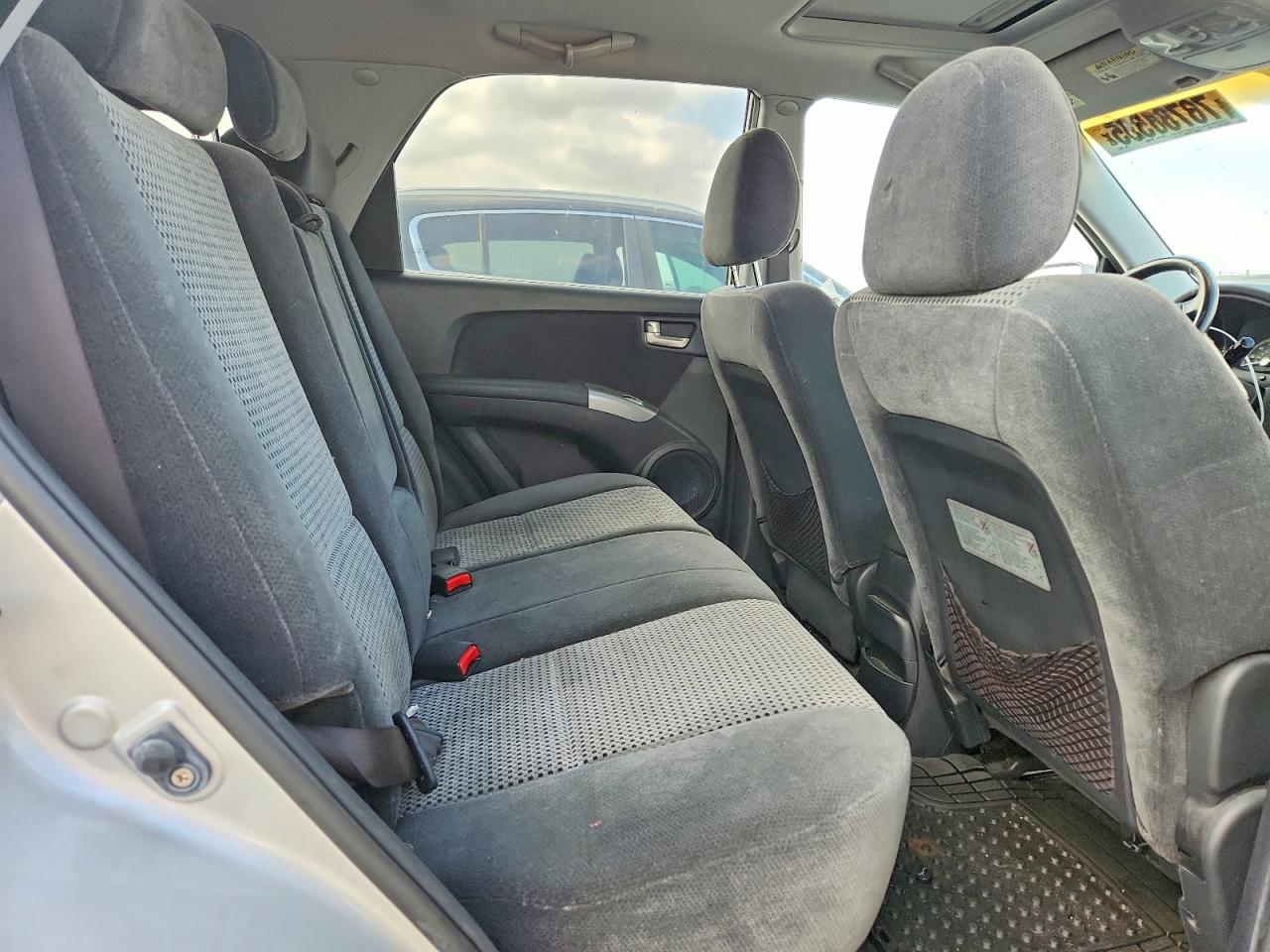 2005 Kia New Sportage Серый vin: KNDJF723357104077