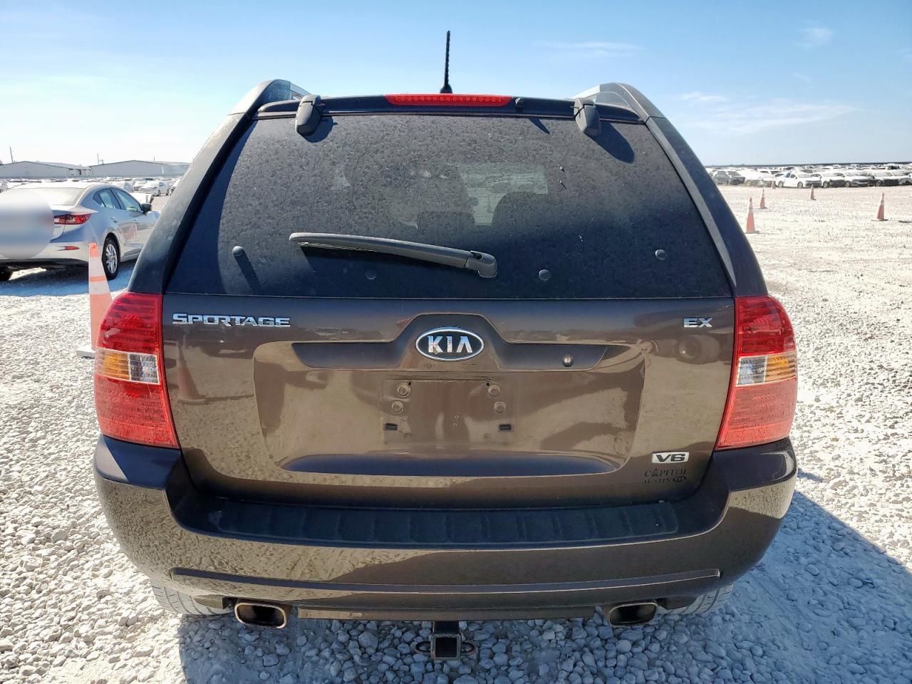 2006 Kia New Sportage Brown vin: KNDJF723367253168
