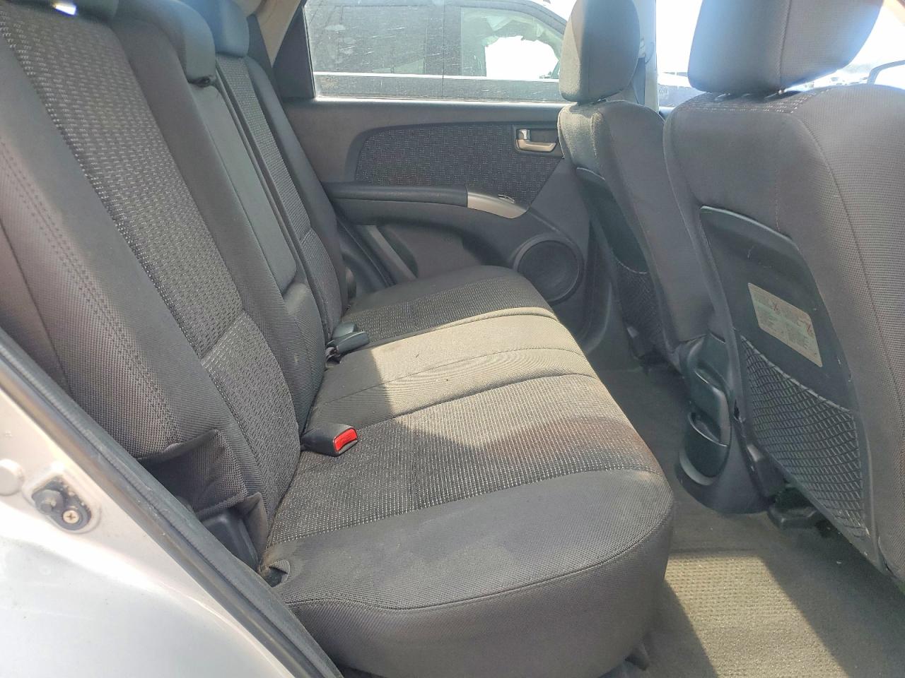 2007 Kia Sportage Lx Silver vin: KNDJF723377416922