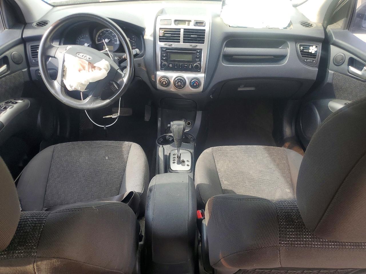 2007 Kia Sportage Lx Silver vin: KNDJF723377416922