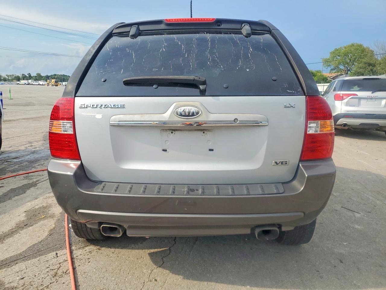 2007 Kia Sportage Lx Silver vin: KNDJF723377416922