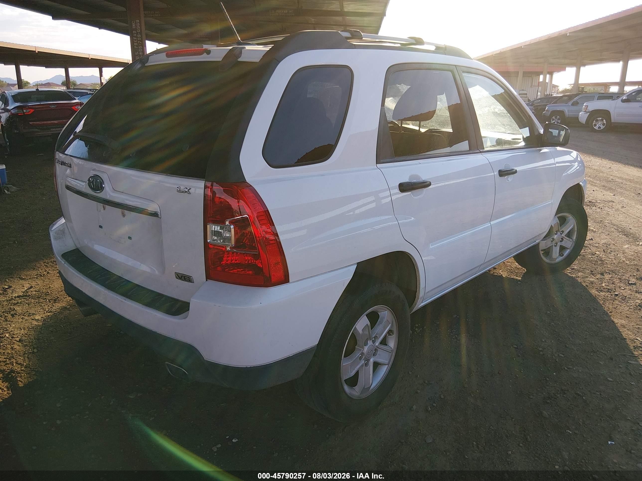 2009 Kia Sportage Lx V6 White vin: KNDJF723397613544