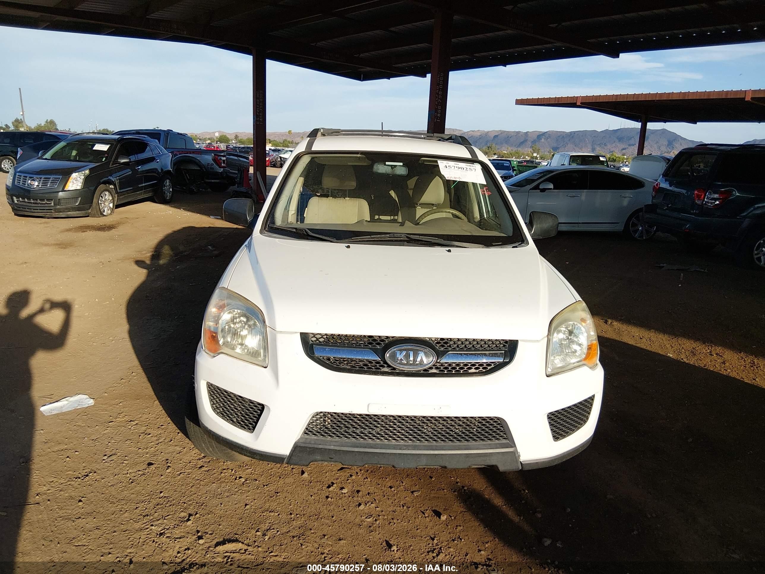 2009 Kia Sportage Lx V6 White vin: KNDJF723397613544