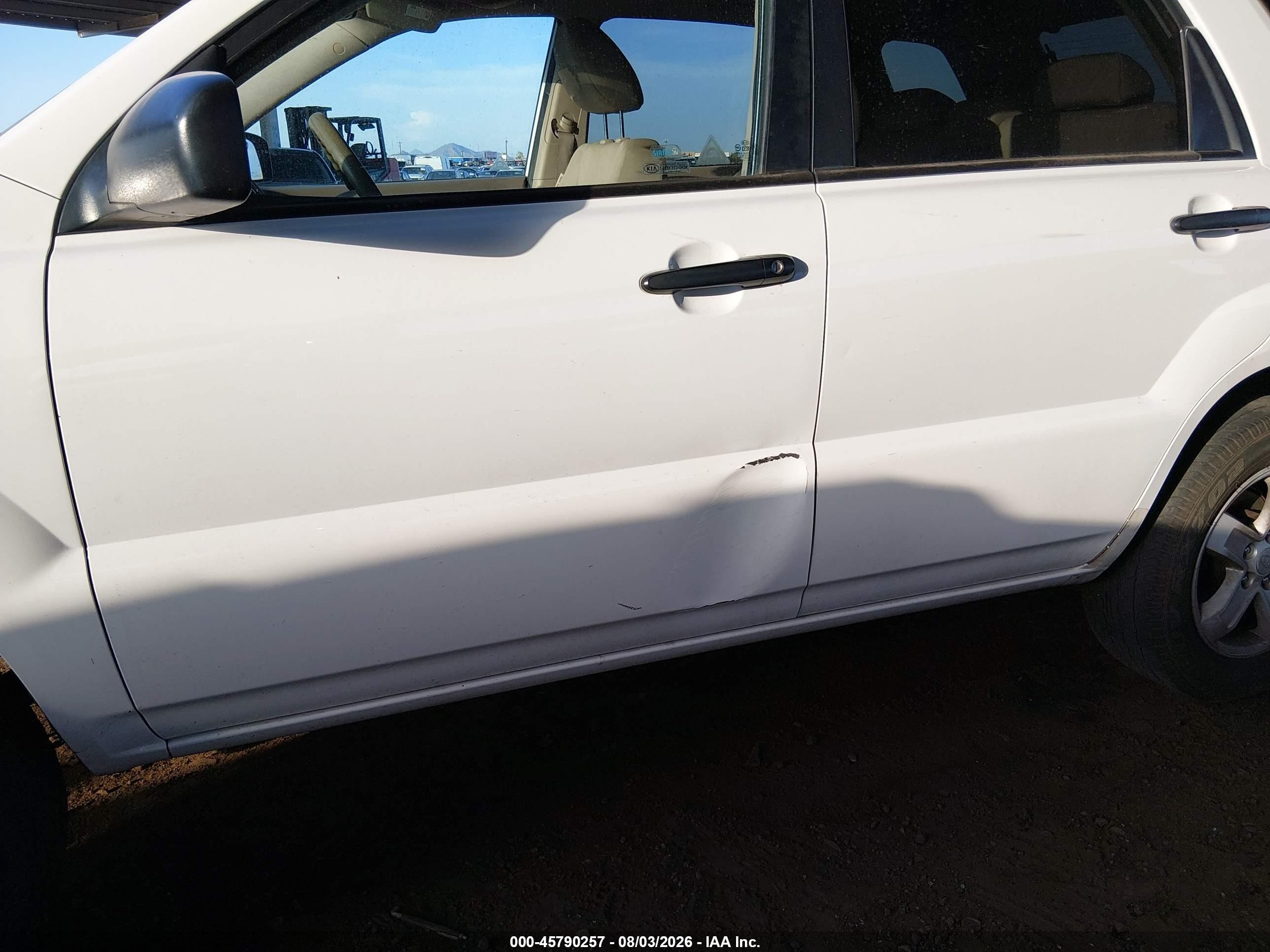 2009 Kia Sportage Lx V6 White vin: KNDJF723397613544