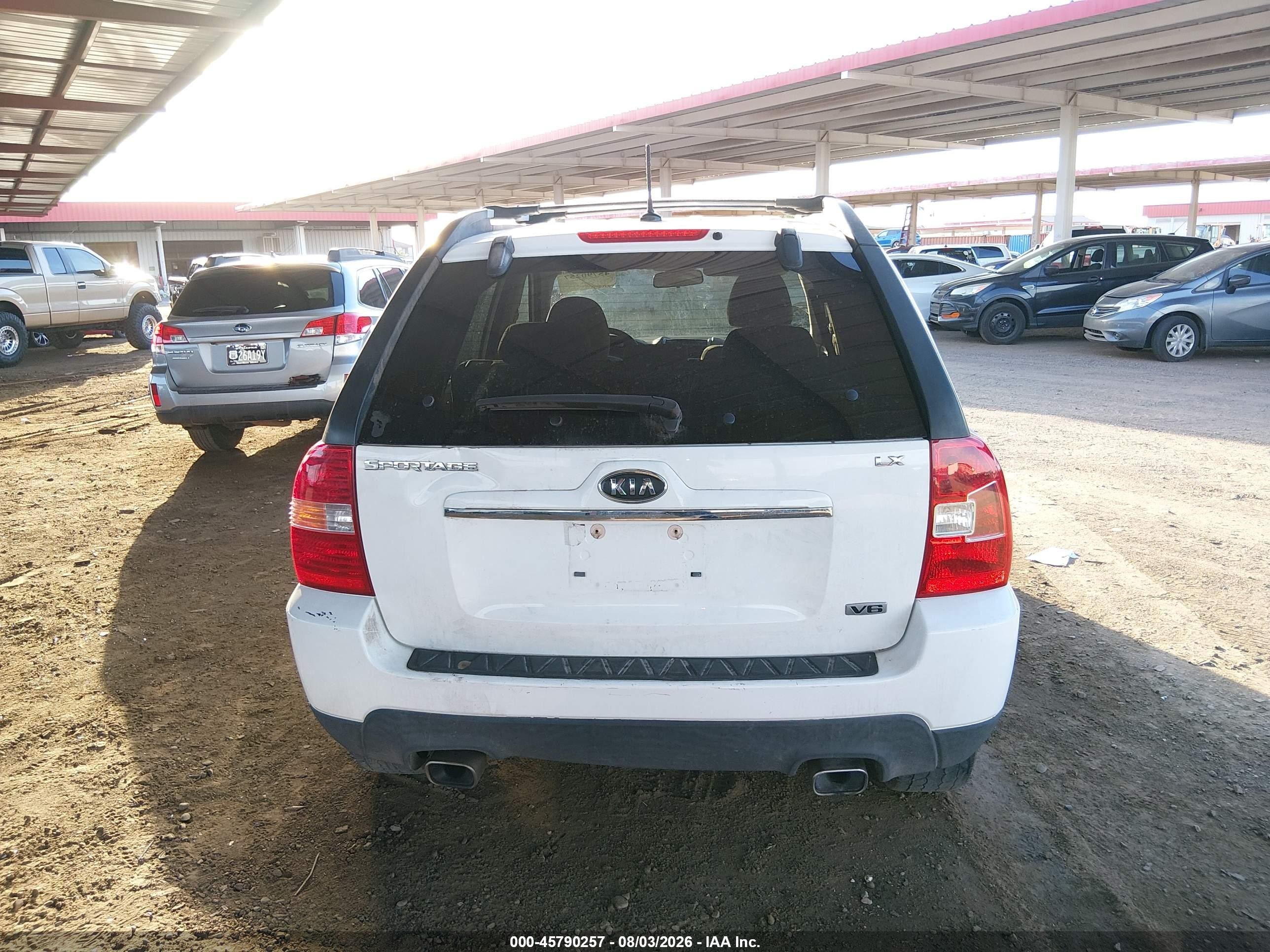 2009 Kia Sportage Lx V6 White vin: KNDJF723397613544