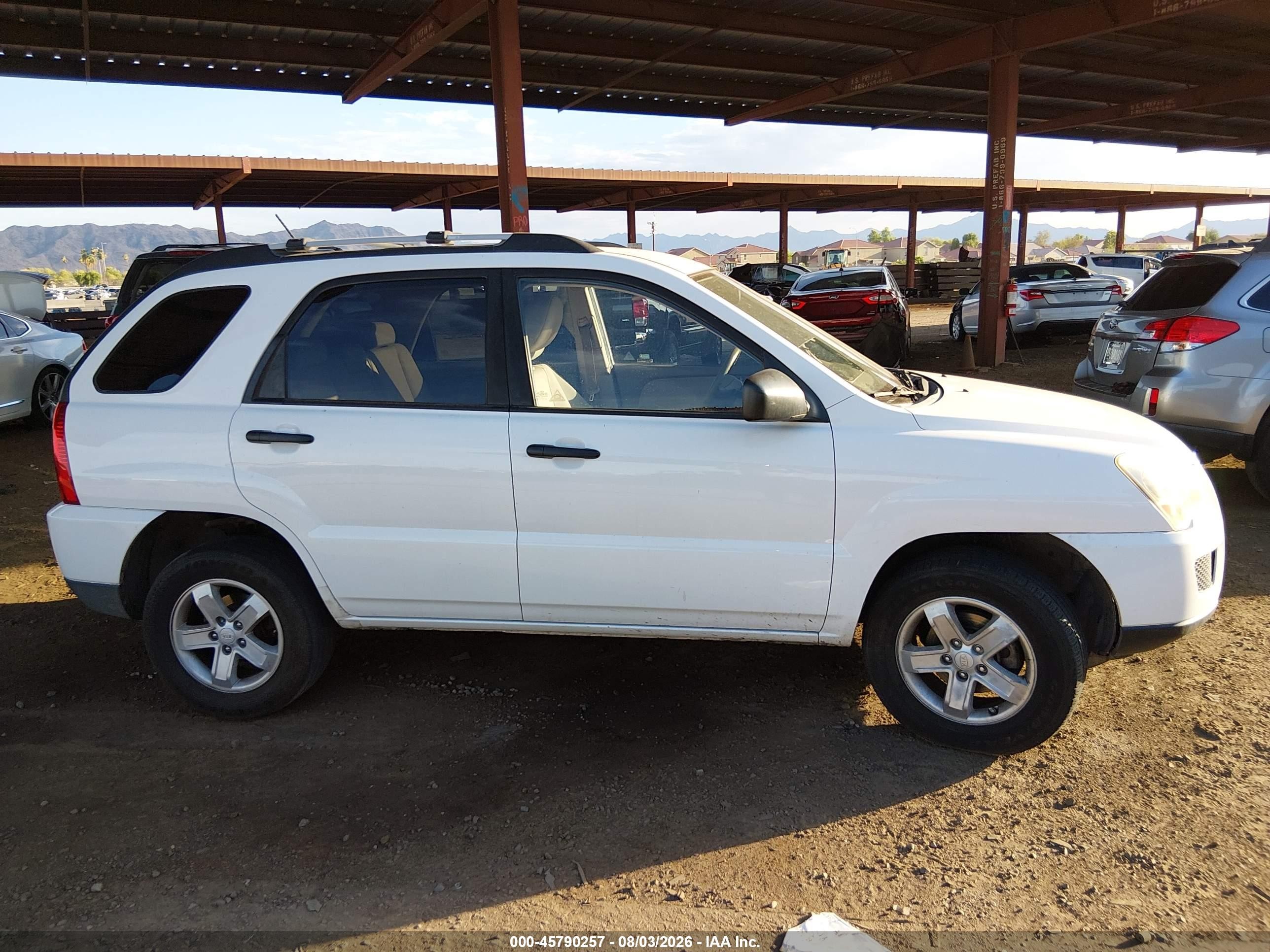2009 Kia Sportage Lx V6 White vin: KNDJF723397613544