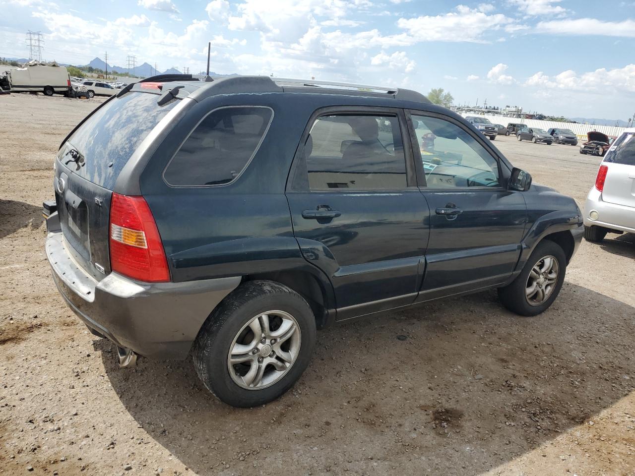 2005 Kia New Sportage Green vin: KNDJF723457070537