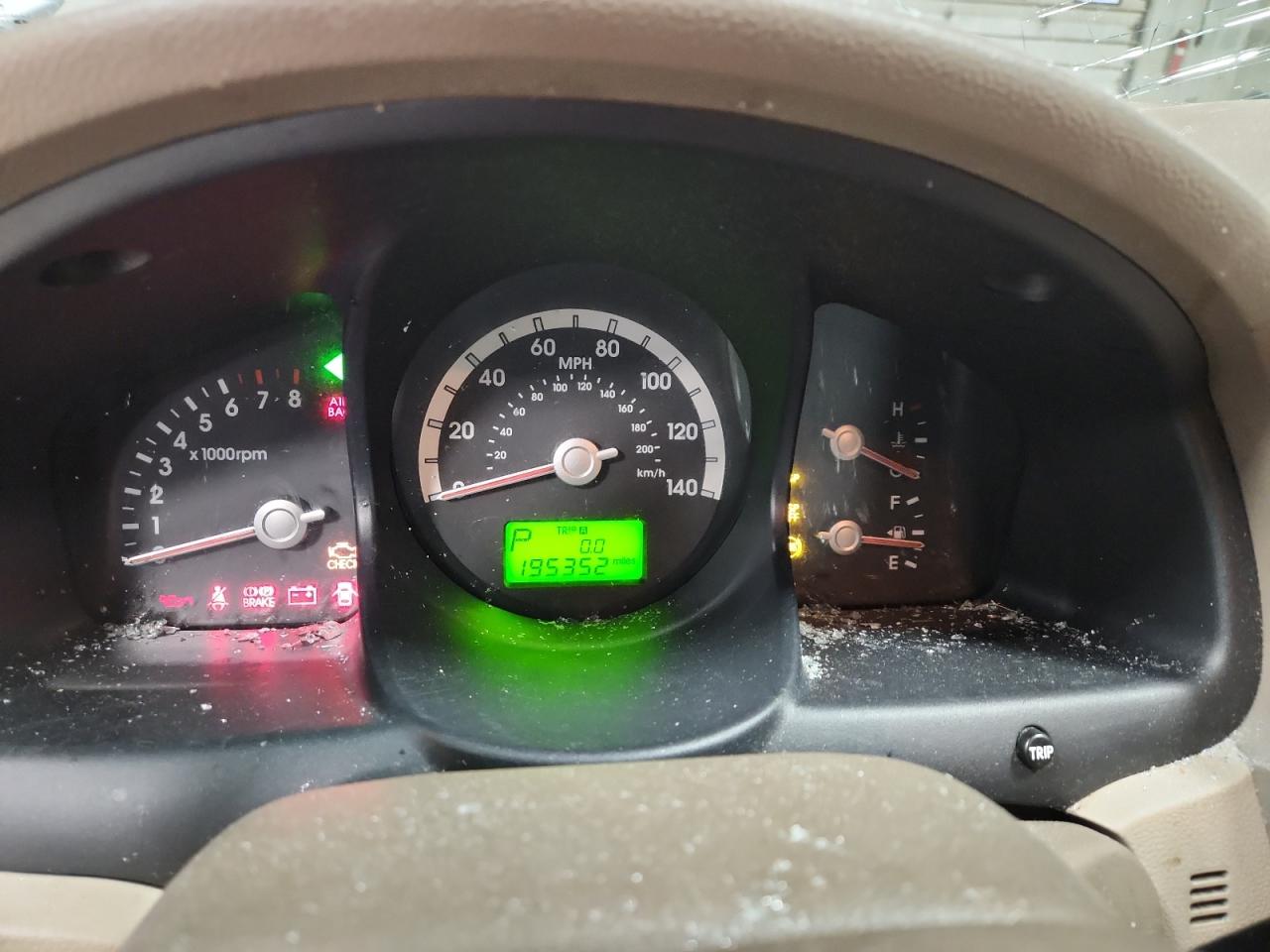 2005 Kia New Sportage Бежевый vin: KNDJF723457100183