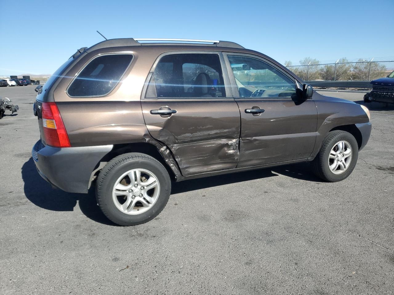 2006 Kia New Sportage Коричневый vin: KNDJF723467169571