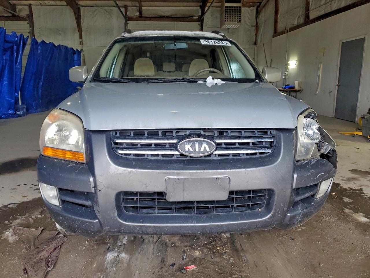 2005 Kia New Sportage Beige vin: KNDJF723557076590