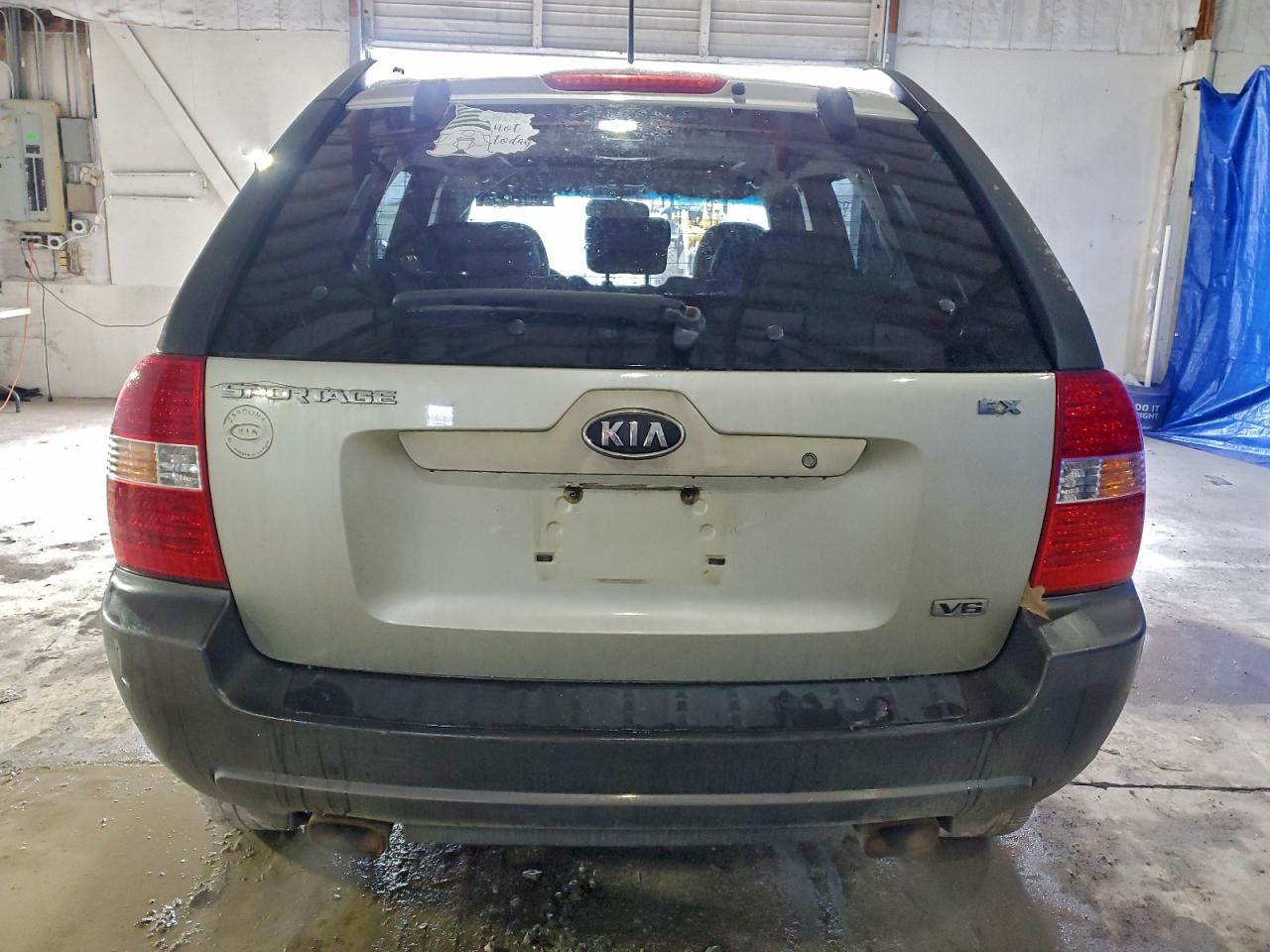 2005 Kia New Sportage Beige vin: KNDJF723557076590