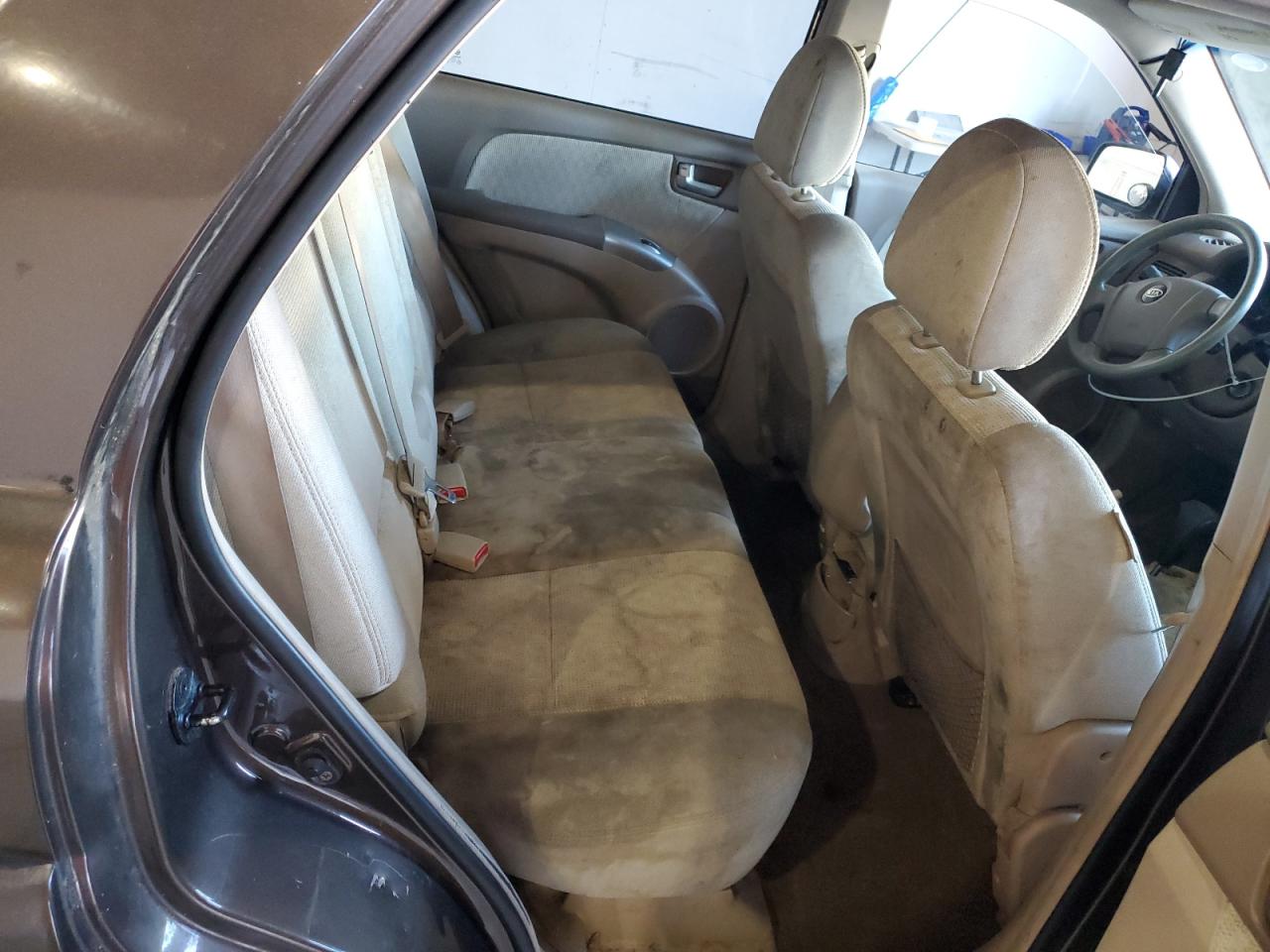 2005 Kia New Sportage Black vin: KNDJF723557132849