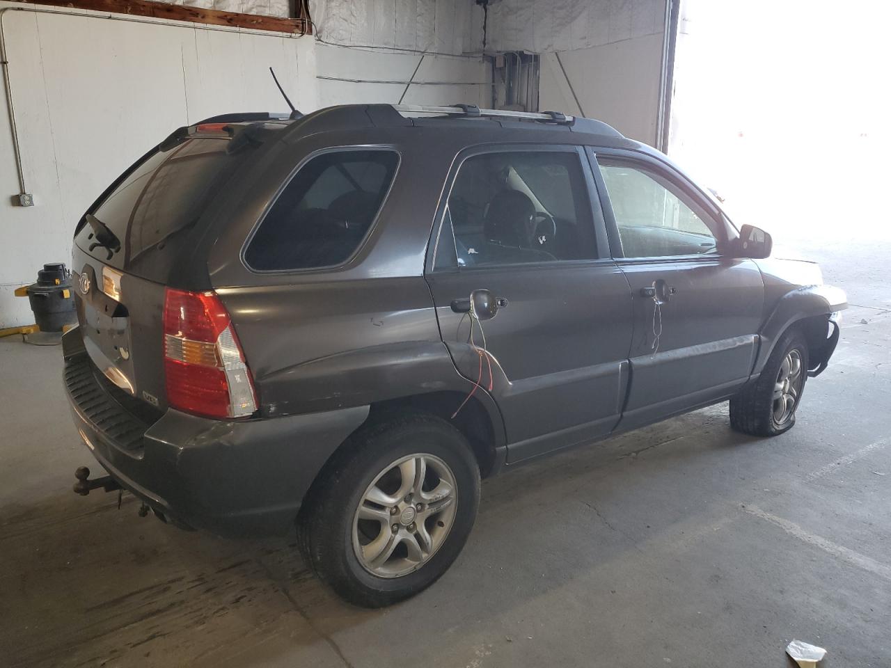 2005 Kia New Sportage Black vin: KNDJF723557132849