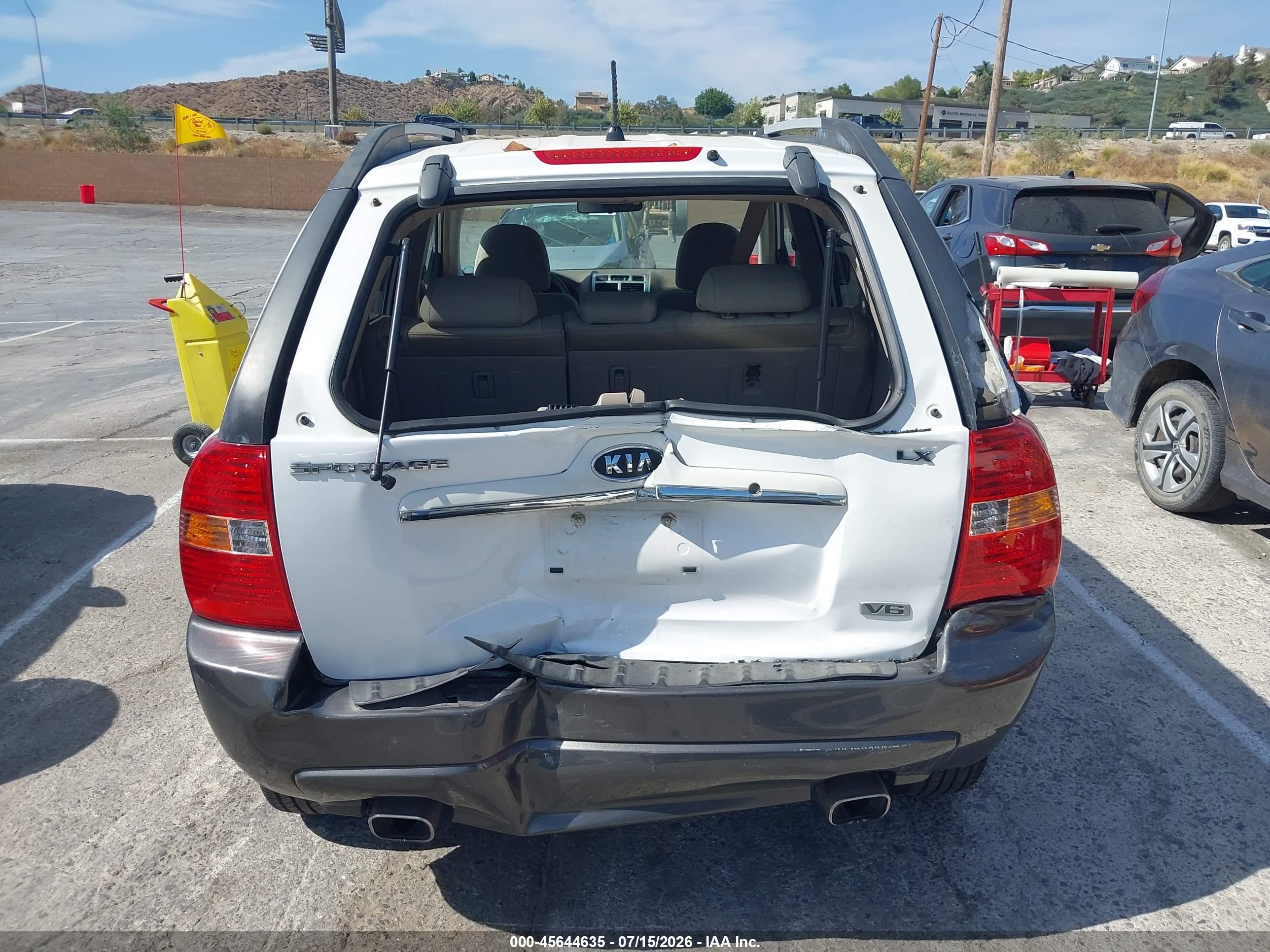 2007 Kia Sportage Lx V6 White vin: KNDJF723677316958